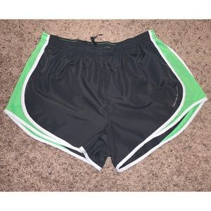 CALVIN KLEIN Performance running shorts size L